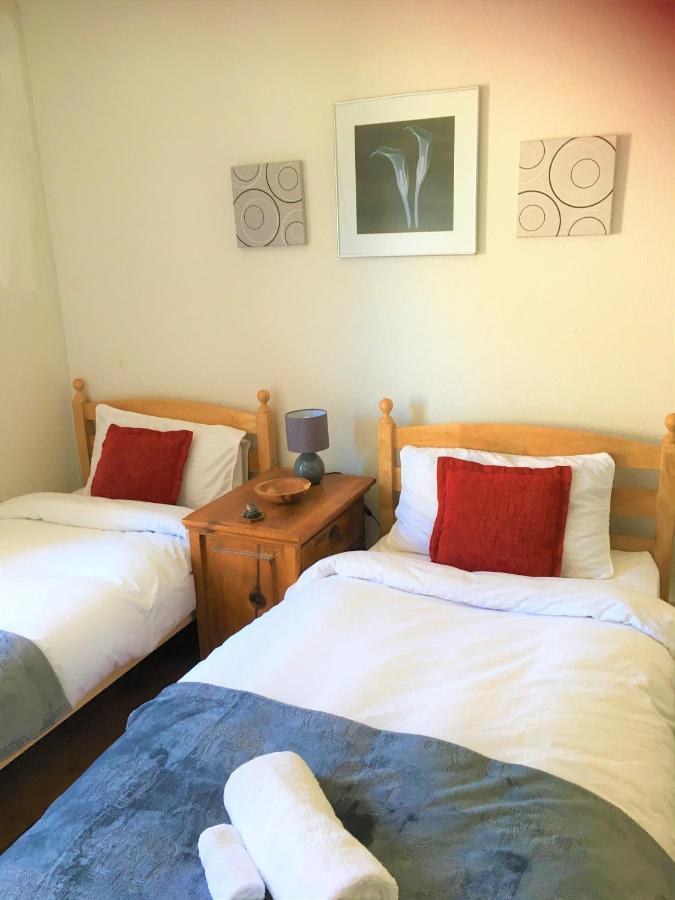 Bed and Breakfast Heddfan Llanboidy Экстерьер фото