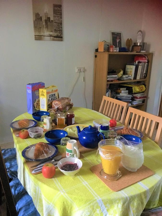 Bed and Breakfast Heddfan Llanboidy Экстерьер фото